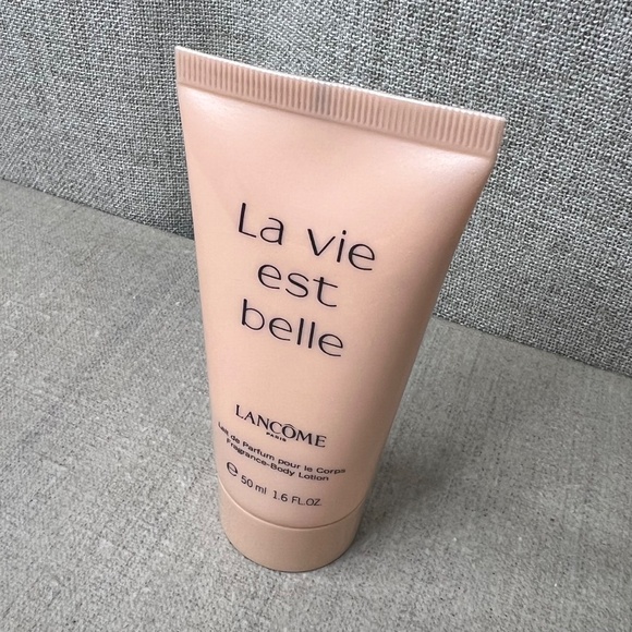 ❤️ Lancôme La Vie Est Belle body lotion - Picture 2 of 4